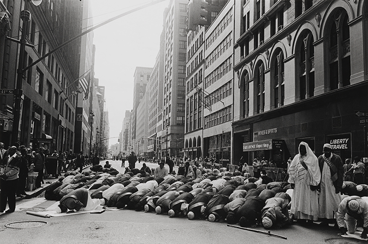 Prayer before Muslim Day Parade